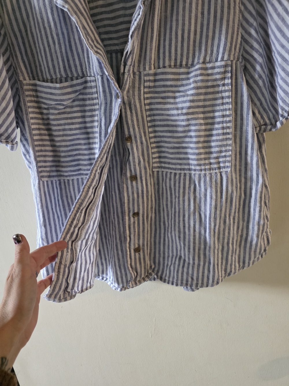 Universal Thread Blue and White Striped Button-Down Shirt - Picture 3 of 4